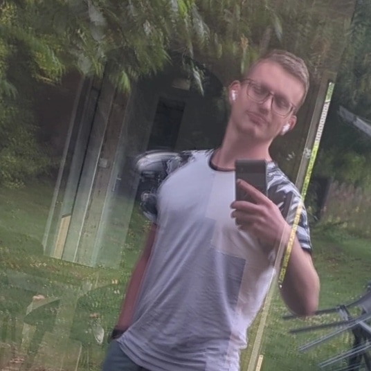 Ted, 24 ans, Dinteville