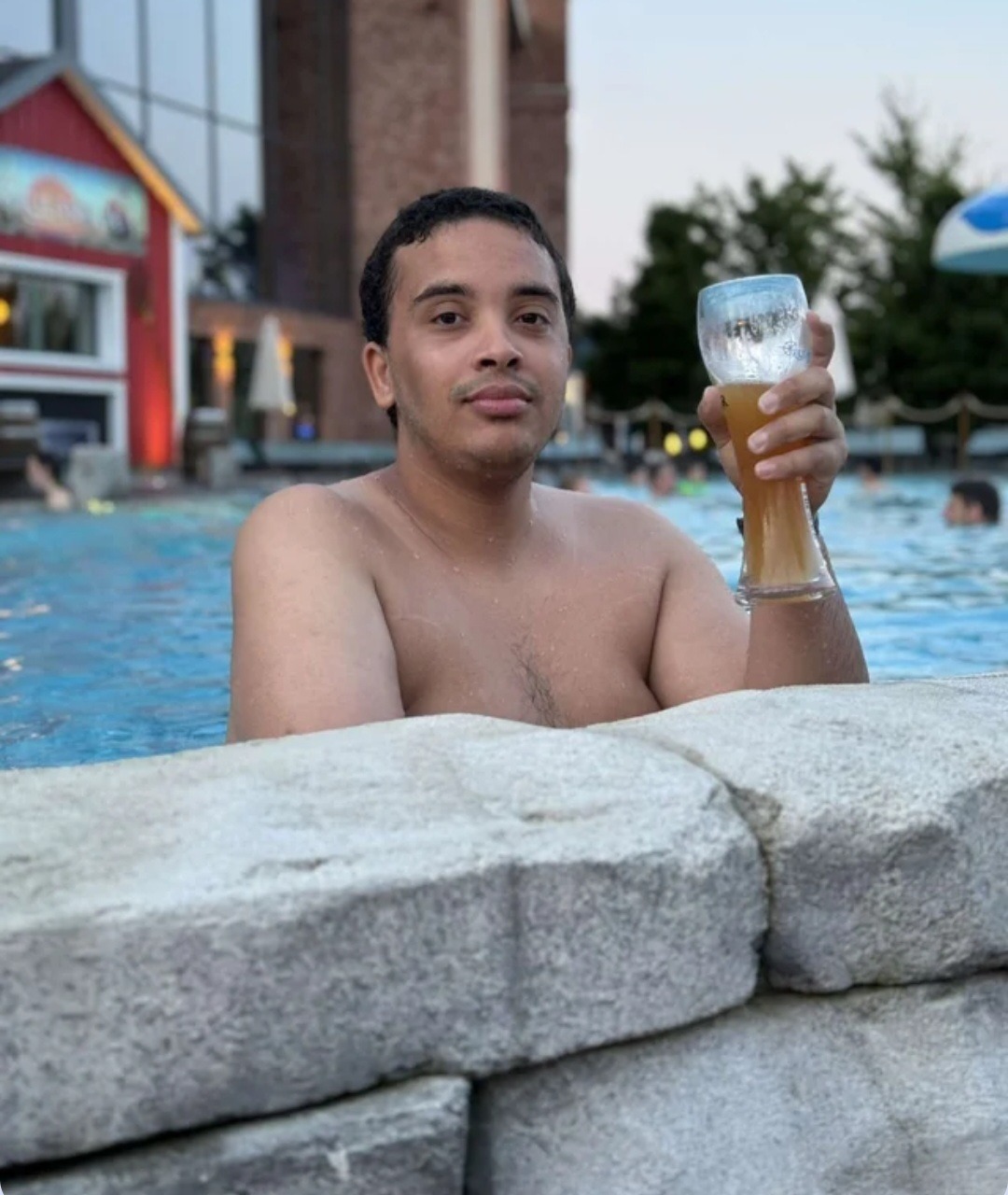Troy, 24 ans, Genevrières